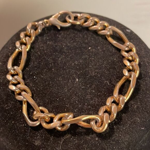 Vintage-6” chunky gold tone Figaro chain bracelet with large lobster claw clasp - Picture 3 of 11